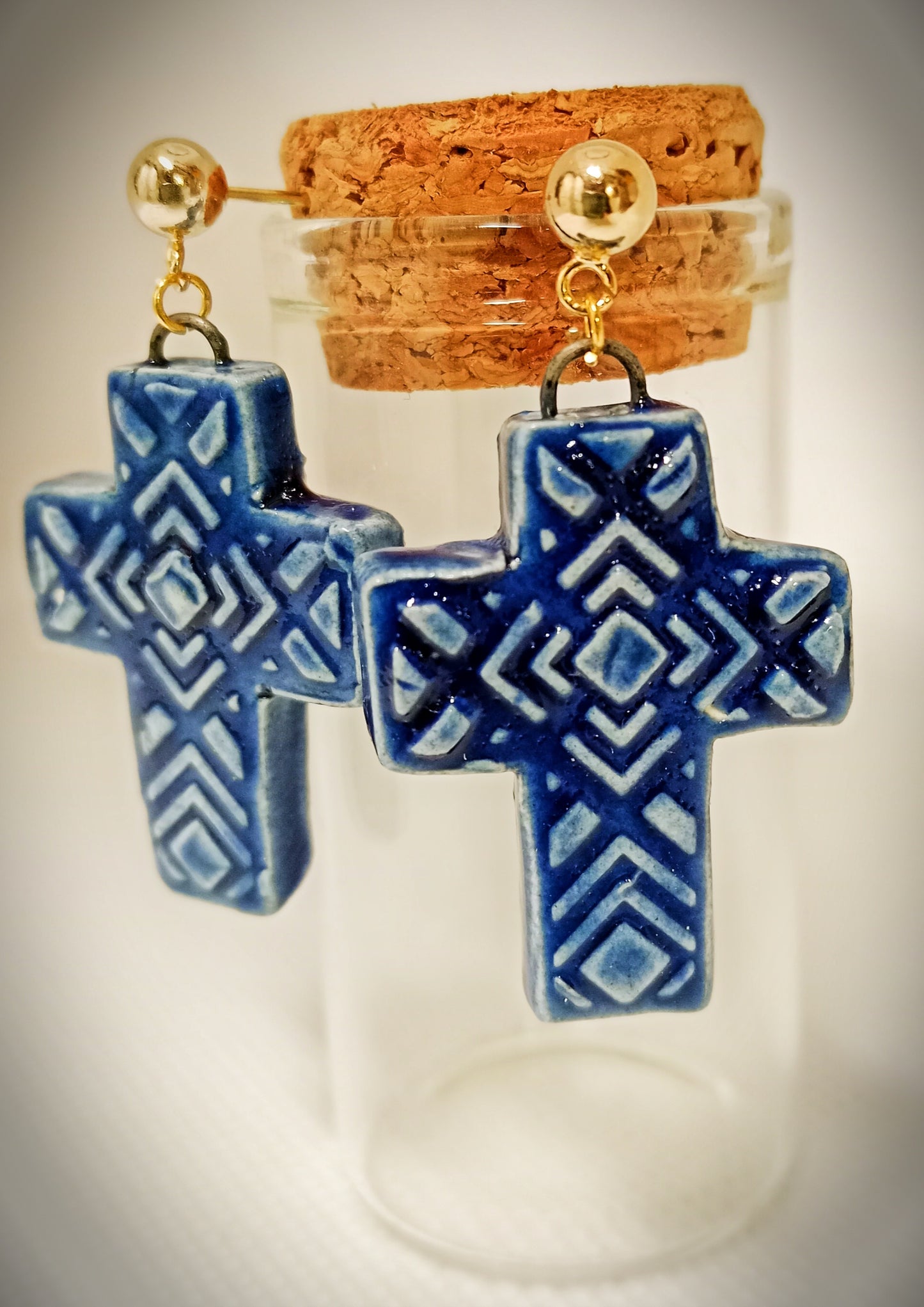 PENDIENTES TRES CRUCES